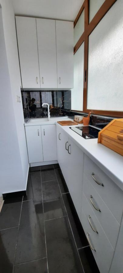 דירות Apartament Clara Përmet מראה חיצוני תמונה